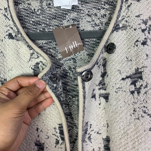 NWT J. Jill Oatmeal HM Womens Floral Knit Cardigan Jacket Beige & Gray M Petite - Picture 10 of 14